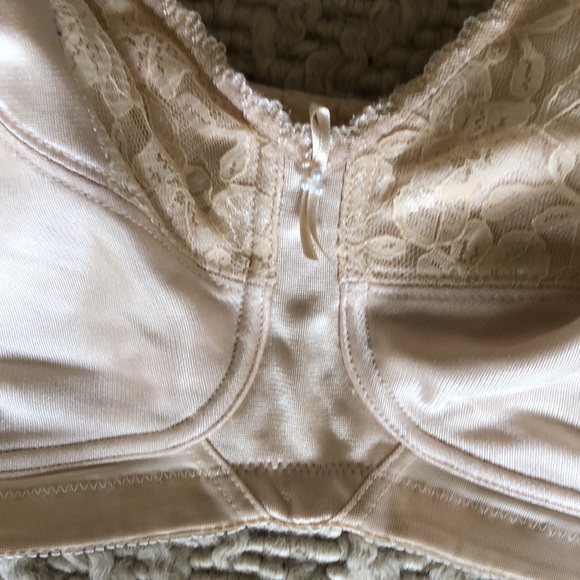 NWT Almost U mastectomy plus size bra - Picture 4 of 9